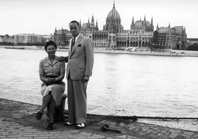 Gertrud et Carl Lutz à Budapest en 1943 ©Archiv für Zeitgeschichte ETH Zürich/Agnes Hirschi/CC BY-SA 3.0