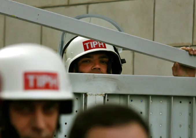 Des observateurs du TIPH à Hébron. Image d'archive de février 2006. ©Keystone/AP Photo/Emilio Morenatti