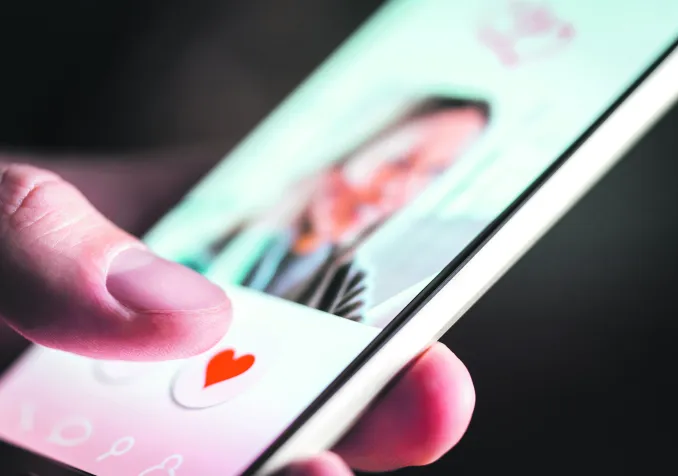 Internet aurait-il fait de nos relations amoureuses un «marché»? Pas encore, démontrent Gina Potarca et France Ortelli dans leurs recherches. © Tero Vesalainen/iStock