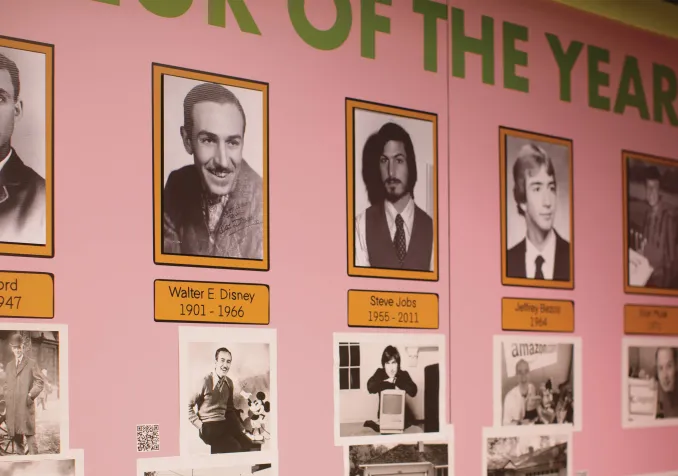 La photo est extraite de l’exposition «Cargo Cults Unlimited», jusqu’au 18 janvier 2025 au Musée ethnographique de Neuchâtel. © Prune Simon-Vermot, Musée d’ethnographie de Neuchâtel