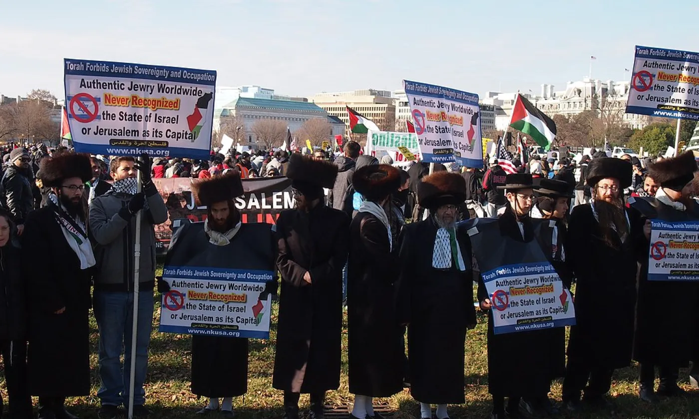 Ces juifs ultra-orthodoxes qui rejettent Israël comme nation ©Slowking4, GFDL 1.2 Wikimedia Commons