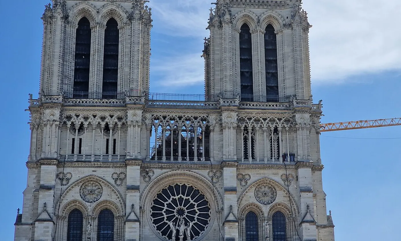 ©Tom Corser, CC BY-SA 3.0 via Wikimedia Commons