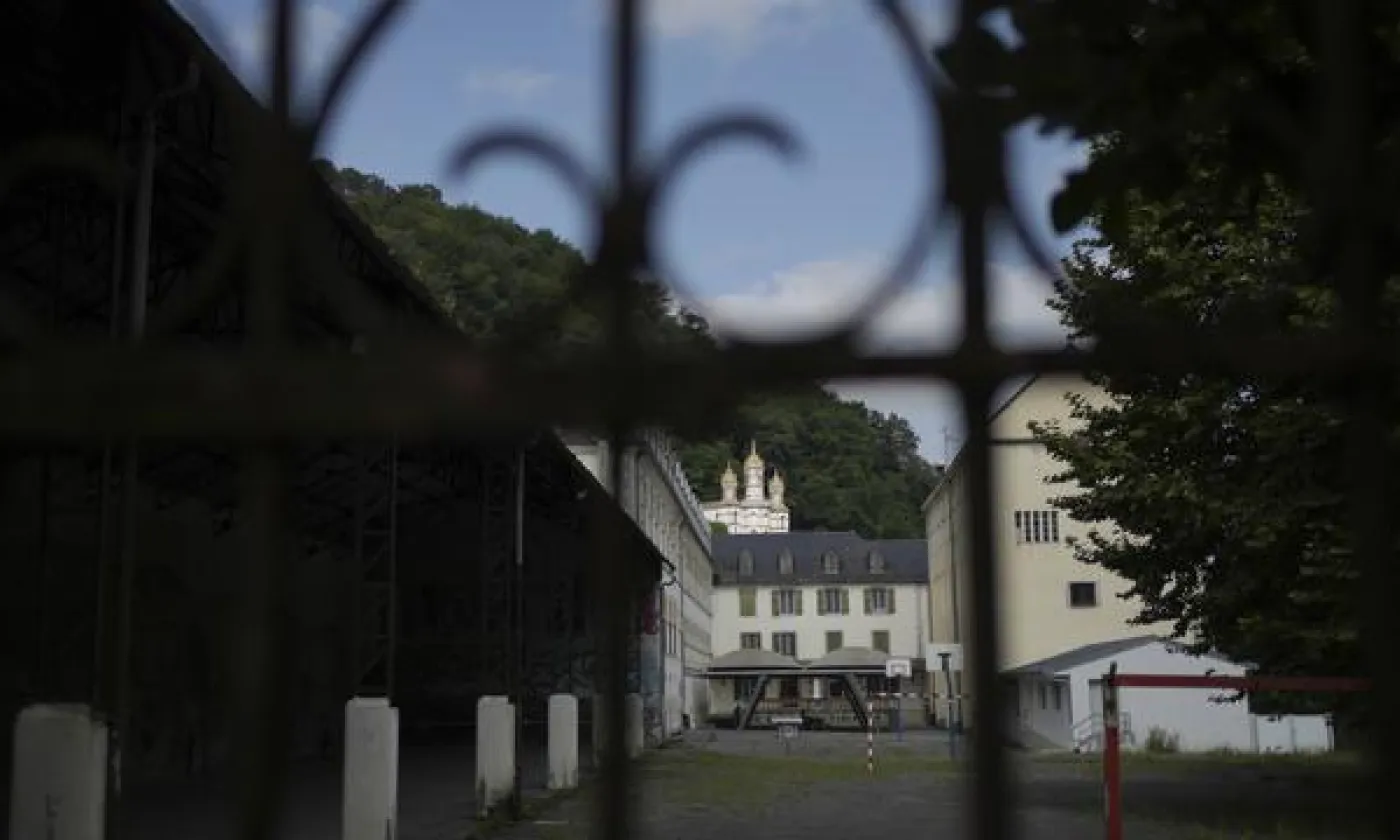 Entre 700 et 1500 élèves ont potentiellement été victimes de violence à Notre-Dame-de-Bétharram KEYSTONE - CHRISTOPHE ENA