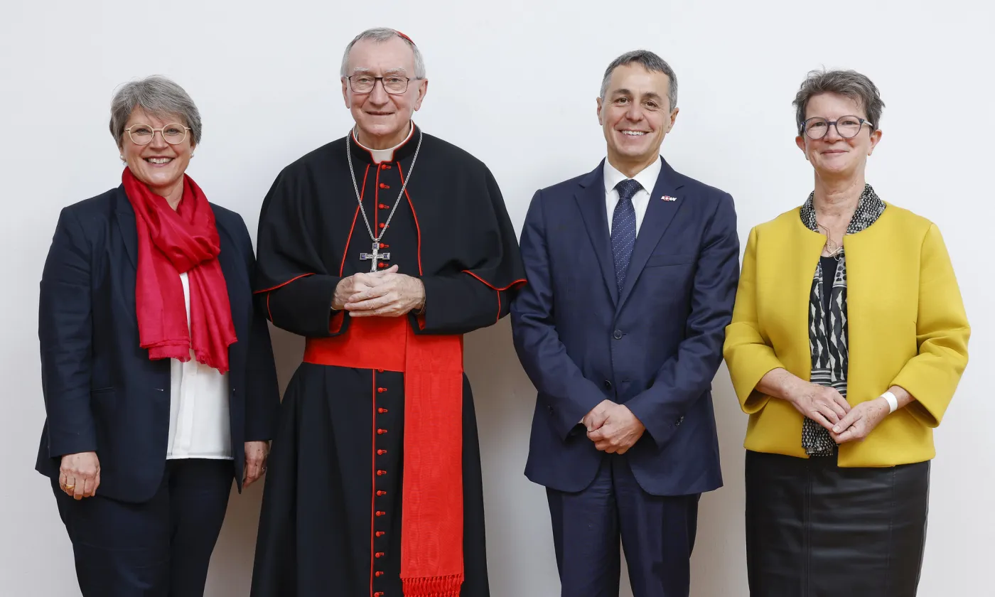 Rita Famos, le Cardinal Pietrolin, Ignazio Cassis et Evelyn Borer. 