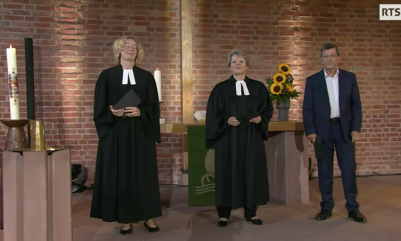 Catharina Covolo, pasteure de la Friedenskirche à Karlsruhe, avec Rita Famos, présidente de l'Église évangélique réformée de Suisse et Christian Albecker, président de l'Union des Églises protestantes d'Alsace et de Lorraine. ©DR