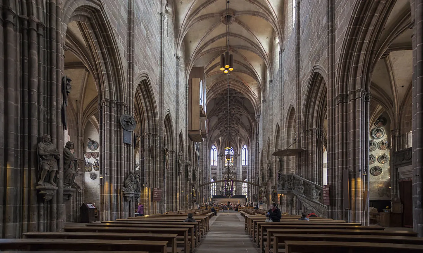 Eglise Saint-Laurent, Nuremberg, Allemagne ©Diego Delso, CC BY-SA 3.0 Wikimedia Commons