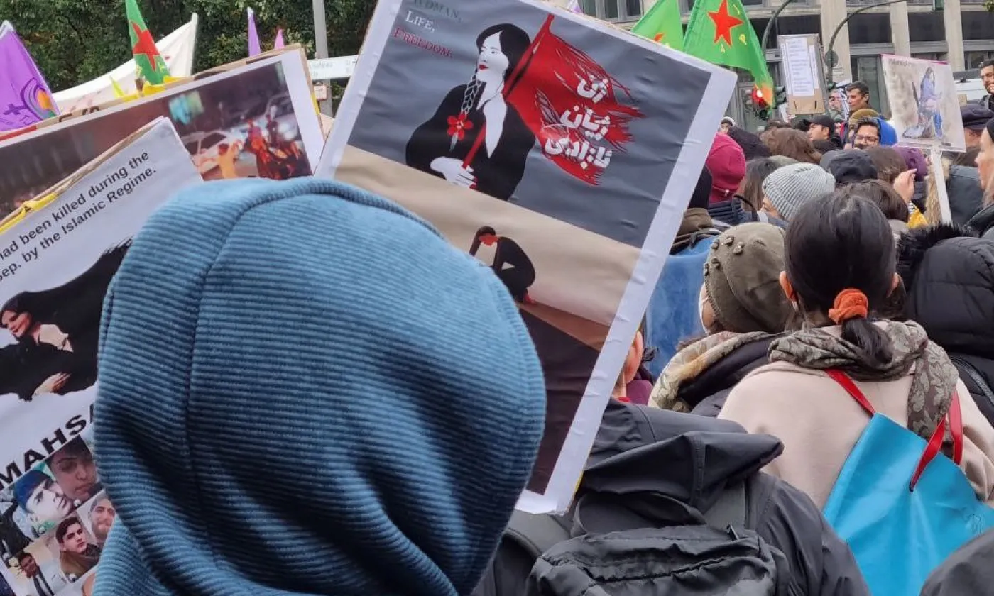 Manifestation de solidarité à Berlin, 1 octobre 2022 ©Amir Sarabadani, CC BY-SA 4.0 Wikimedia Commons