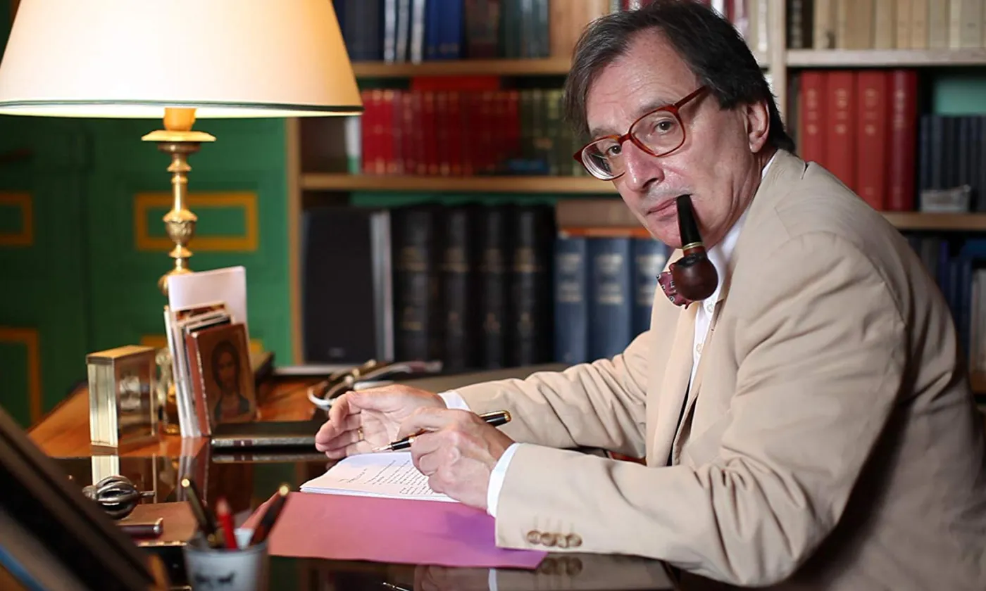 © Singing Praise to Sun and Weapons @ Vito Amodio