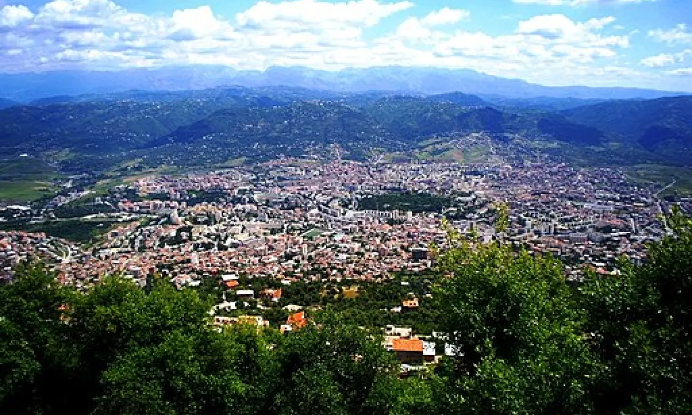 Ville de Tizi Ouzou en Kabylie, où l'église de Boudjima a été fermée. ©Wikimedia Commons/CC BY-SA 3.0/Hedia Aid