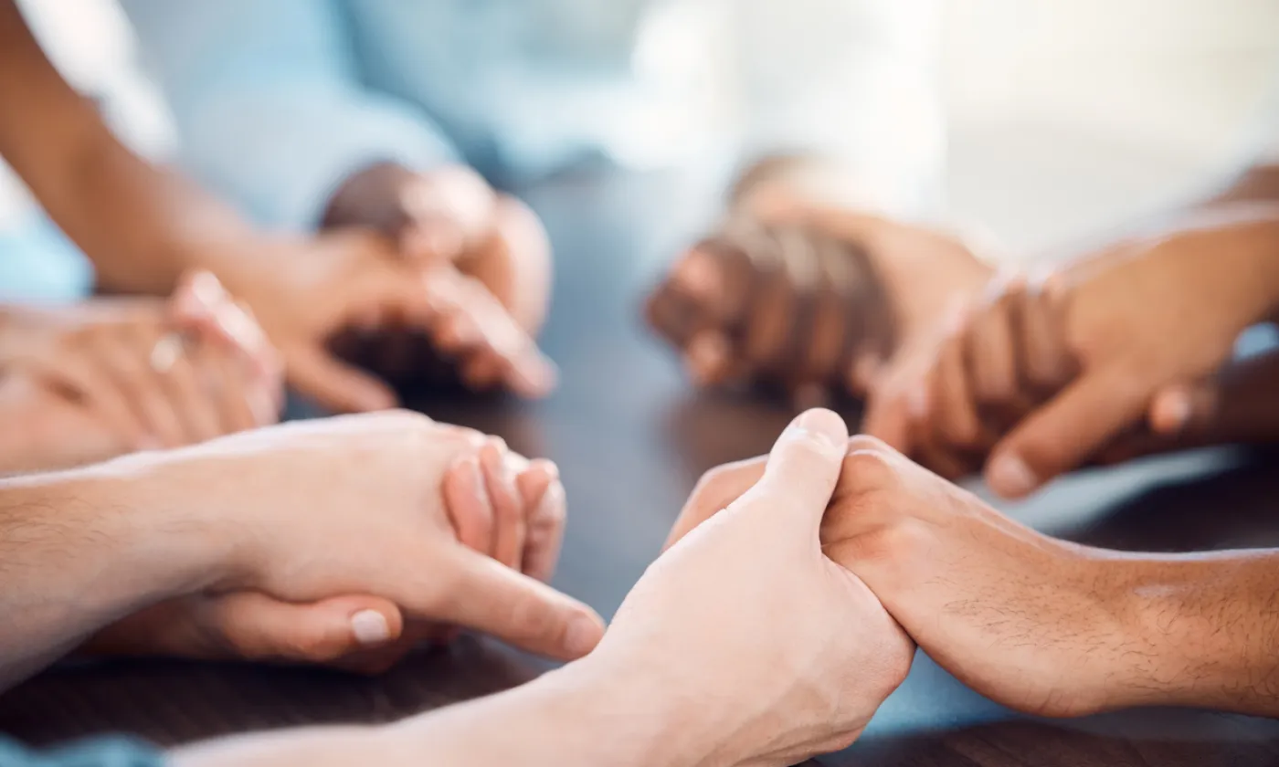 Trouver des familiarités entre fois ©iStock/PeopleImages