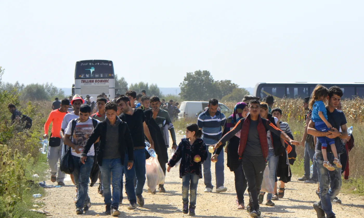 Réfugiés syriens passant la frontière entre la Serbie et la Croatie © Istock / Ana Silva